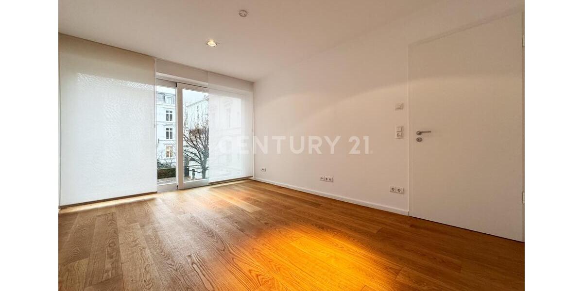 Maisonettenwohnung Frankfurt am Main Bockenheim - 3.5 Zimmer, 161 m&sup2;, 4.500&euro; | Angebot:26085907