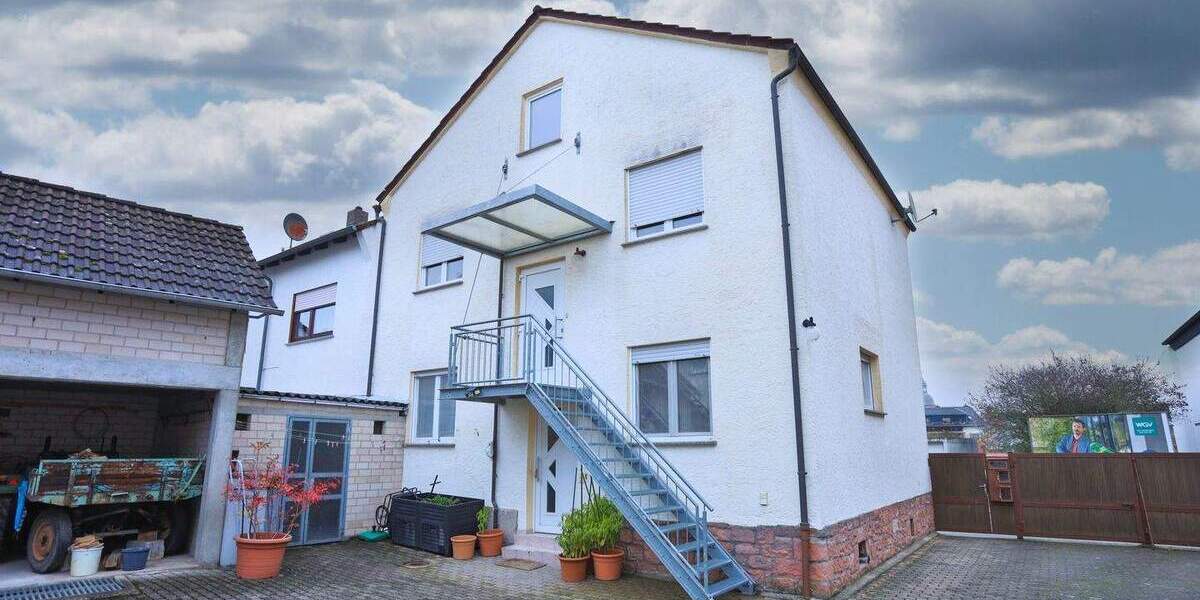 Zwei Wohnhäuser auf einem Grundstück in attraktiver Lage von Seligenstadt 1 zimmer