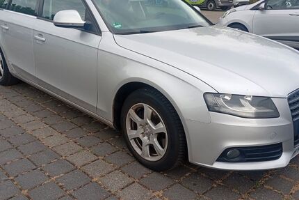 Audi A4 290.000 km 3.400 &euro; Hanau 63452