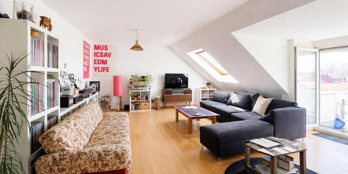 Offenbach-Rosenhöhe: Großzügiges, individuelles Wohnerlebnis mit Dachterrasse und 2 Stellplätzen! - Etagenwohnung Offenbach Buchrain | Angebot:25932369