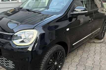 Renault Twingo 24.156 km 12.330 &euro; Schwalbach/Taunus 65824