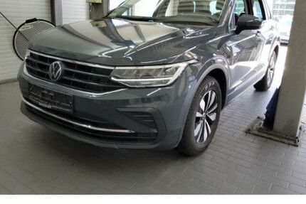 VW Tiguan 16.169 km 28.450 &euro; Frankfurt 60326