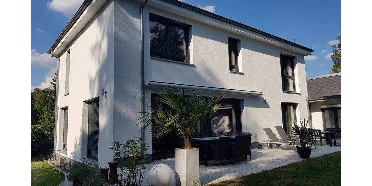 Einfamilienhaus Dreieich Buchschlag - 9 Zimmer, 300 m&sup2;, 4.390&euro; | Angebot:26712738