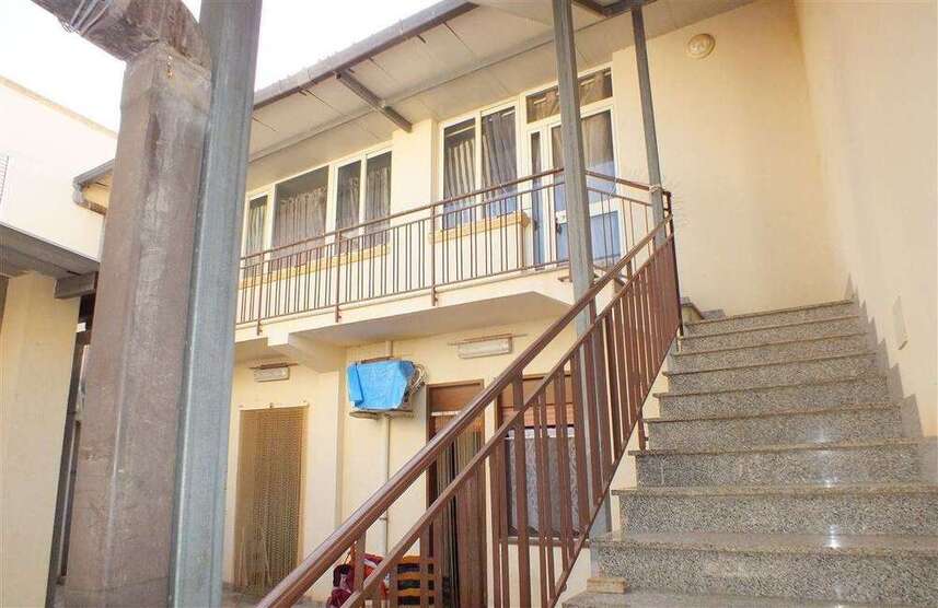 Haus zum Kaufen in Nauheim 90.000 € 100 m²