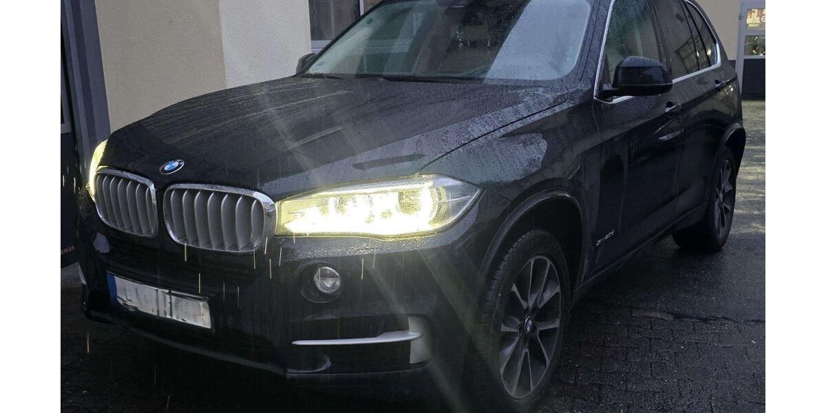 BMW X5 230.000 km 19.990 &euro; Frankfurt am Main 60529