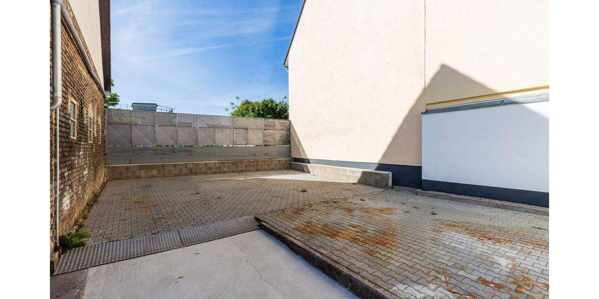 Einfamilienhaus Bischofsheim - 5 Zimmer, 4.260&euro; | Angebot:25660962