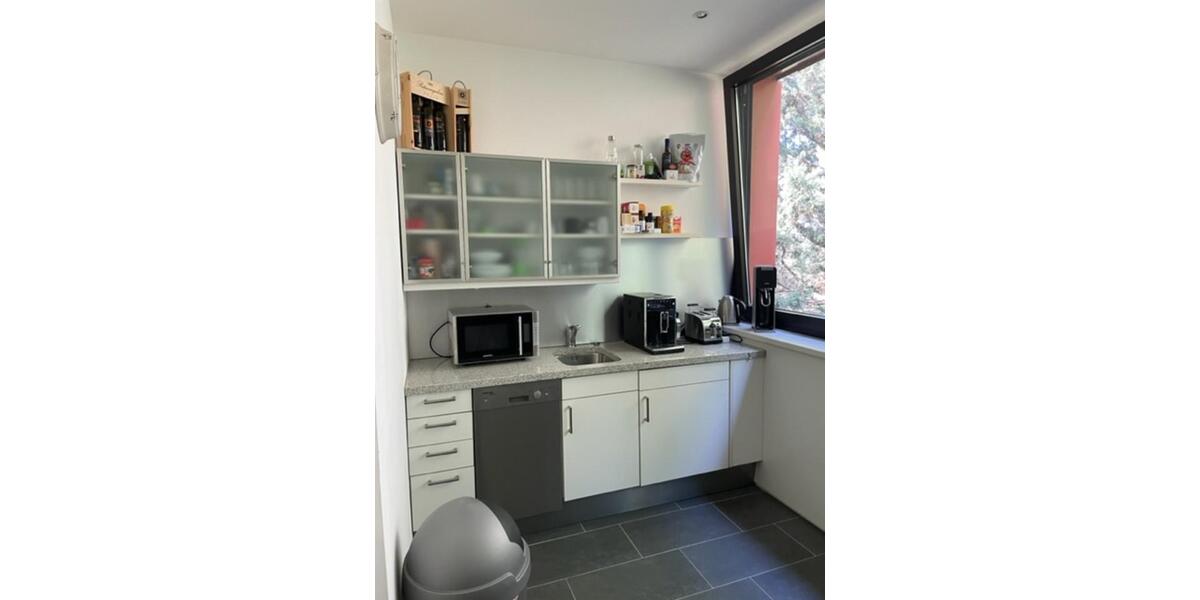 Exklusive Büroflächen – 360 m² mit Glastrennwänden, Dachterrasse zimmer