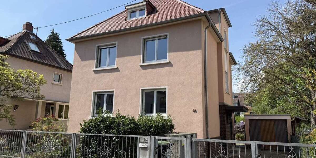 Einfamilienhaus Frankfurt Schwanheim - 8 Zimmer, 152 m&sup2;, 1.020.000&euro; | Angebot:26838472