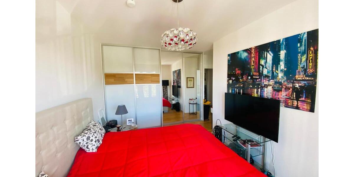 Etagenwohnung Frankfurt am Main Ostend - 3 Zimmer, 91 m&sup2;, 1.900&euro; | Angebot:26462638