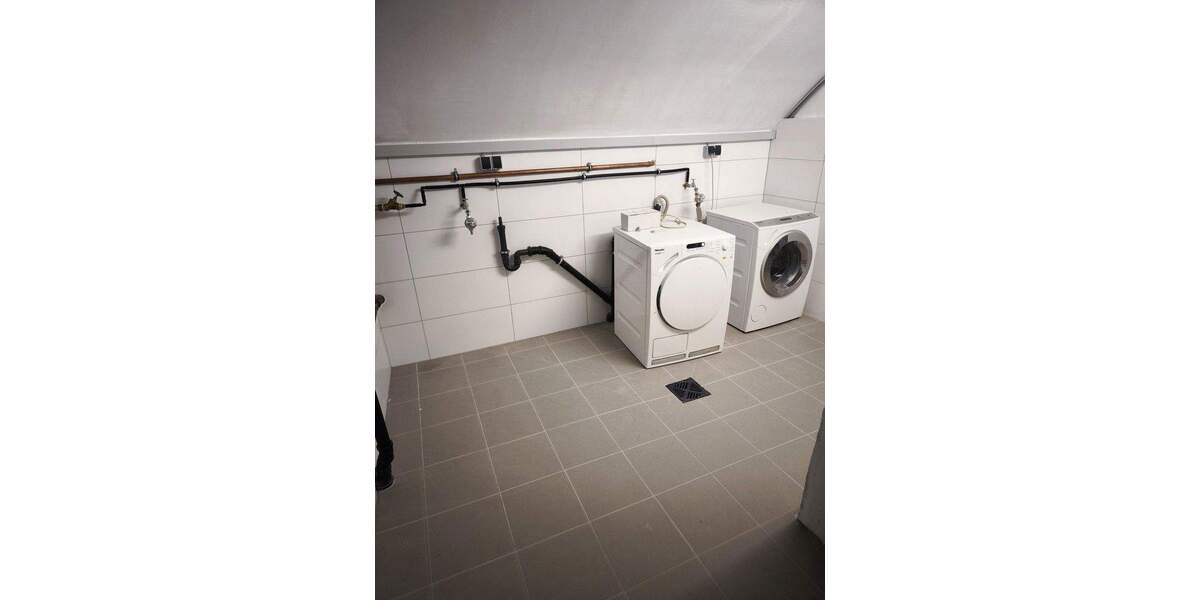 Etagenwohnung Frankfurt am Main Oberrad - 2 Zimmer, 62 m&sup2;, 1.450&euro; | Angebot:25792129