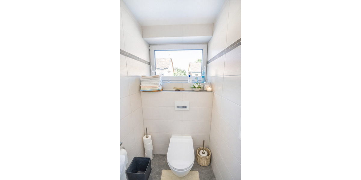 Mehrfamilienhaus, Wohnhaus Frankfurt am Main Nieder-Eschbach - 7 Zimmer, 270 m&sup2;, 1.790.000&euro; | Angebot:23521599