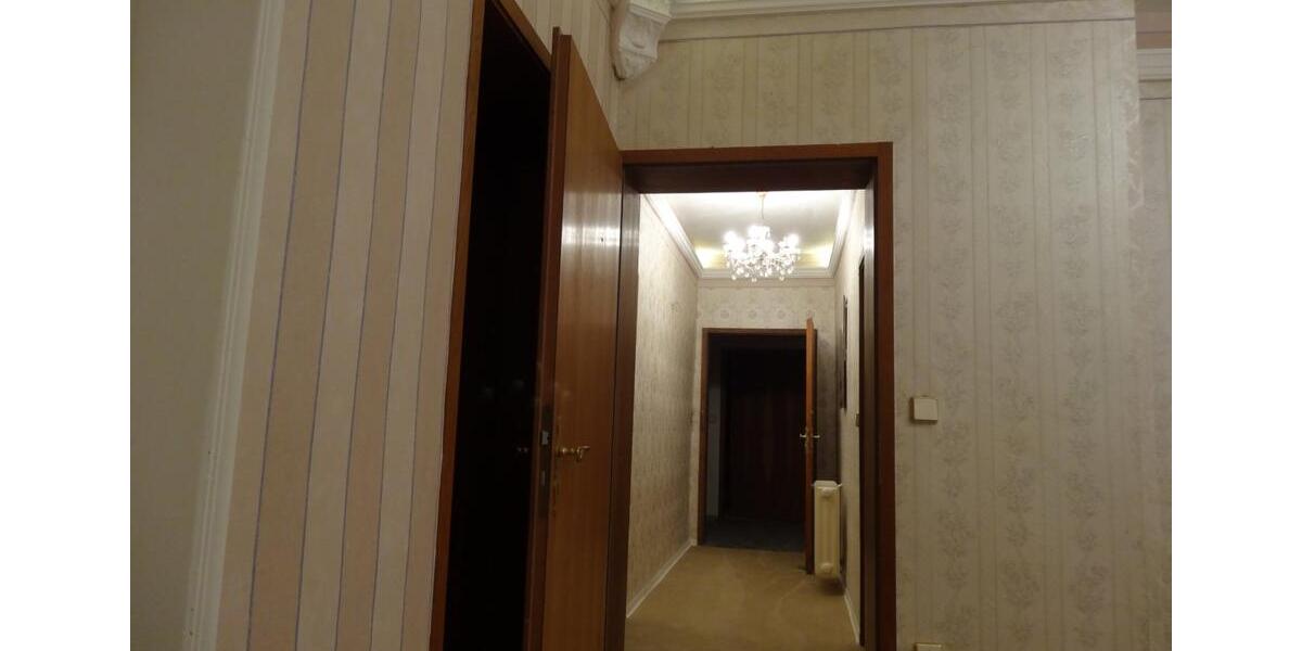 Einfamilienhaus Frankfurt am Main Sossenheim - 14 Zimmer, 320 m&sup2;, 1.850.000&euro; | Angebot:25643714