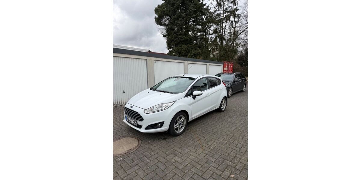 Ford Fiesta 114.000 km 5.300 &euro; Steinbach 61449