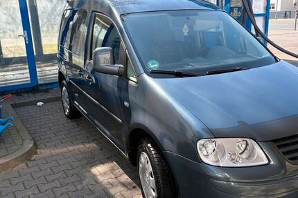 VW Caddy 252.000 km 2.300 &euro; Offenbach Am Main 63065