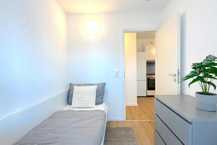 Wohnung Schwalbach am Taunus - 1 Zimmer, 8 m&sup2;, 465&euro; | Angebot:24691836