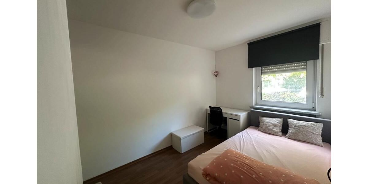 Erdgeschoßwohnung Offenbach am Main - 4 Zimmer, 95 m&sup2;, 1.400&euro; | Angebot:26407528