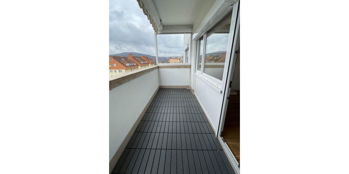 Etagenwohnung Niedernhausen - 4 Zimmer, 90 m&sup2;, 220.000&euro; | Angebot:25823326