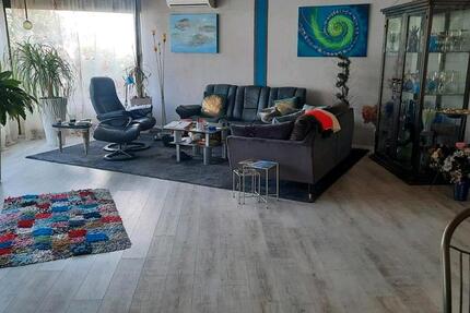 Haus Neuberg - 5 Zimmer, 165 m&sup2;, 325.000&euro; | Angebot:27236601