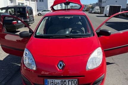 Renault Twingo 108.000 km 2.399 &euro; Gros-Zimmern 64846