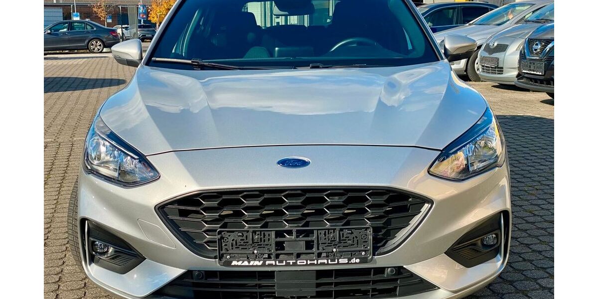 Ford Focus 58.500 km 14.990 &euro; Kelsterbach 65451