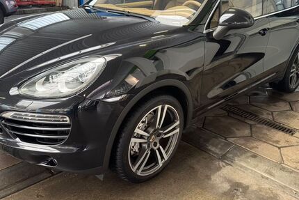 Porsche Cayenne 202.375 km 16.800 &euro; Frankfurt am Main 60599