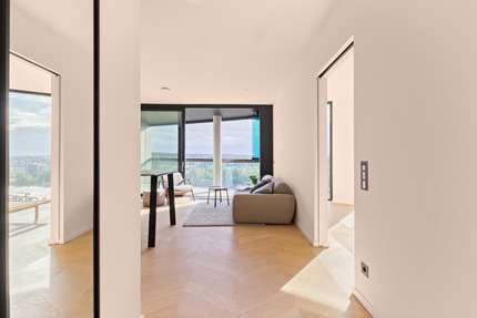 Direkt am Main - Towerlife - Voll möblierte 2-Zimmer-Wohnung 2 zimmer