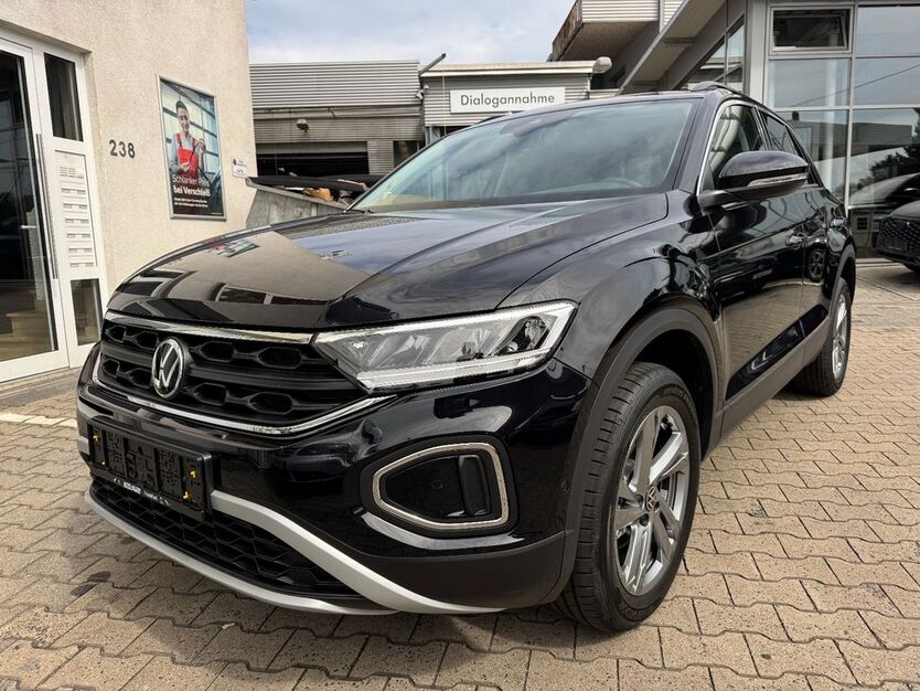 VW T-Roc 3.985 km 34.850 € Frankfurt am Main 65936