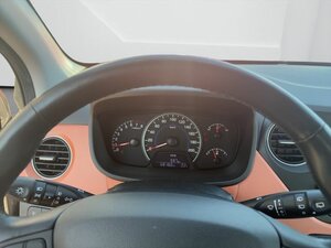 Hyundai i10 Intro Edition*SHZ*Klima*Alu*Bluetooth*1.Hand 68.200 km 7.970 &euro; Nidderau 61130