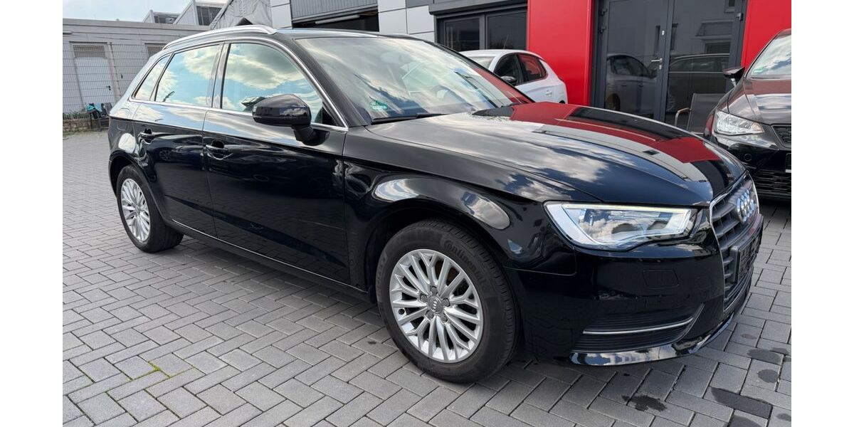 Audi A3 138.210 km 10.990 &euro; FRANKFURT AM MAIN 60488