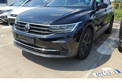 VW Tiguan 76.010 km 23.410 &euro; Frankfurt 60326