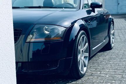 Audi TT 114.000 km 13.999 &euro; Hochheim 65239