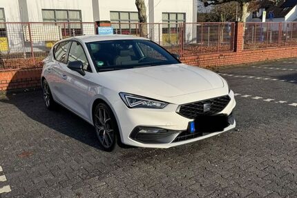 Seat Leon 97.441 km 17.800 &euro; Langen 63225