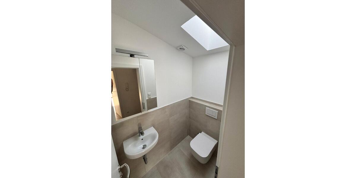Dachgeschoßwohnung Karben - 2 Zimmer, 80 m&sup2;, 979&euro; | Angebot:26400052