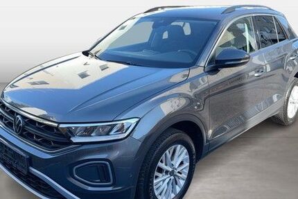 VW T-Roc 67.113 km 18.280 &euro; Frankfurt am Main 60528