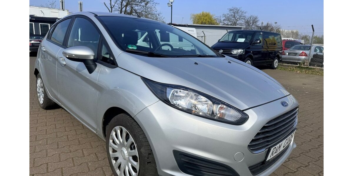 Ford Fiesta 1.6 Automatik Trend/51.000km 51.100 km 7.999 &euro; Frankfurt 60386