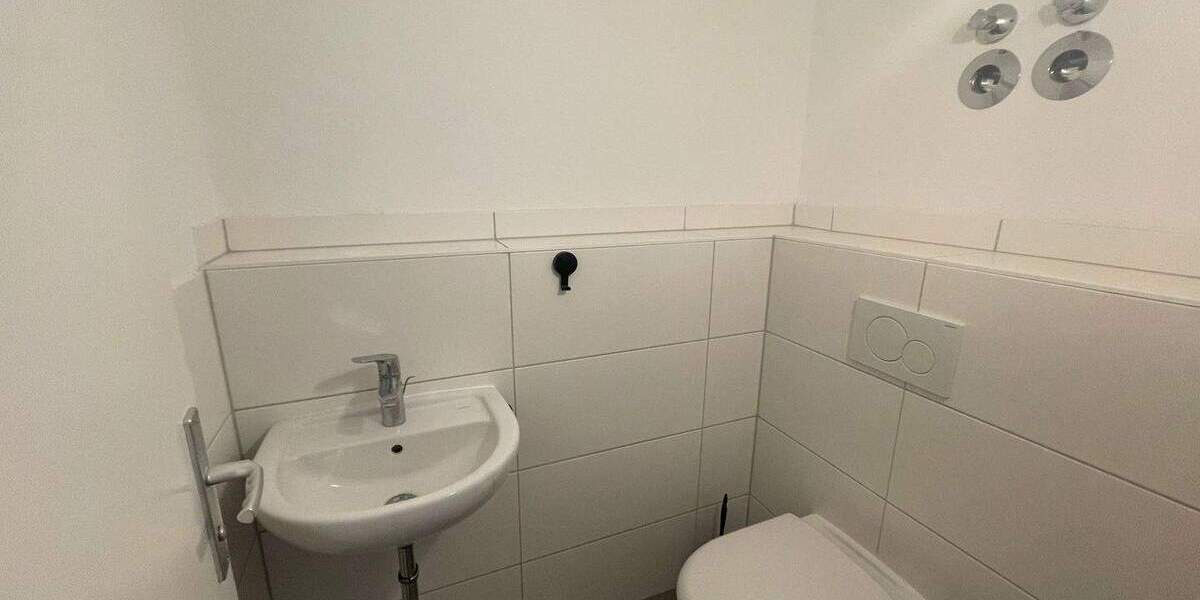 Schöne 3-Zimmer-Wohnung mit Balkon, ab sofort bezugsfrei! 3 zimmer