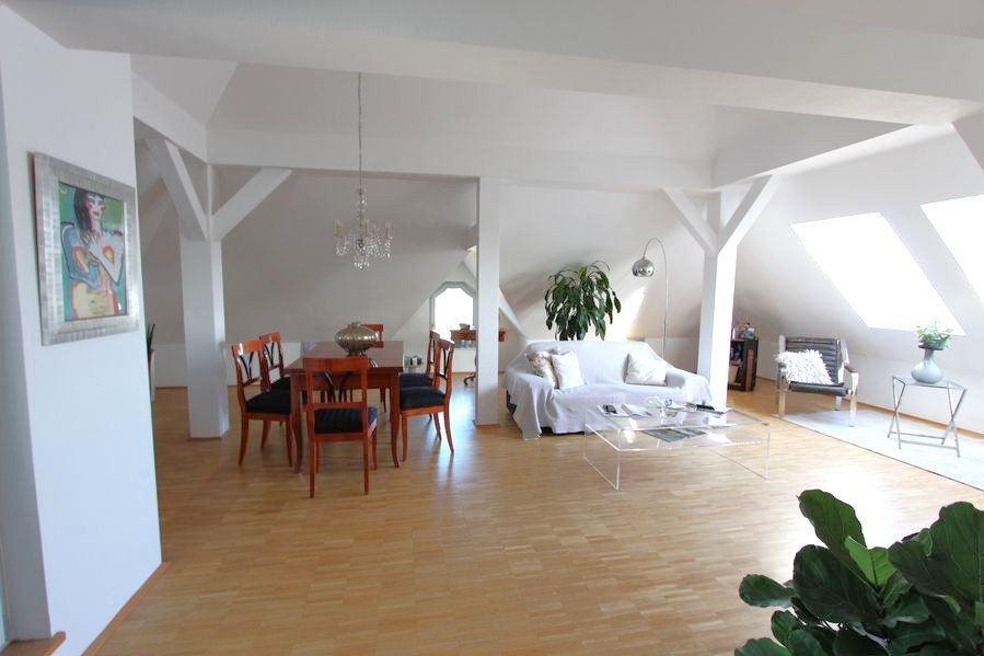 albero:) Exklusives Dachgeschoss mit Ateliercharakter im denkmalgeschützten Yorkhof (Baujahr 1902) - Etagenwohnung Hanau Lamboy | Angebot:25131032