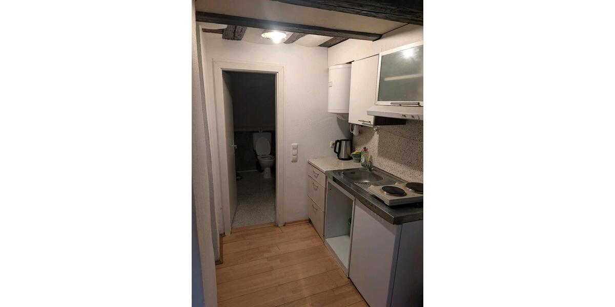 Etagenwohnung Frankfurt am Main Nord-West - 1 Zimmer, 10 m&sup2;, 400&euro; | Angebot:26577775
