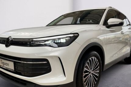 VW Tiguan 37.668 km 31.740 &euro; Bad Soden 65812