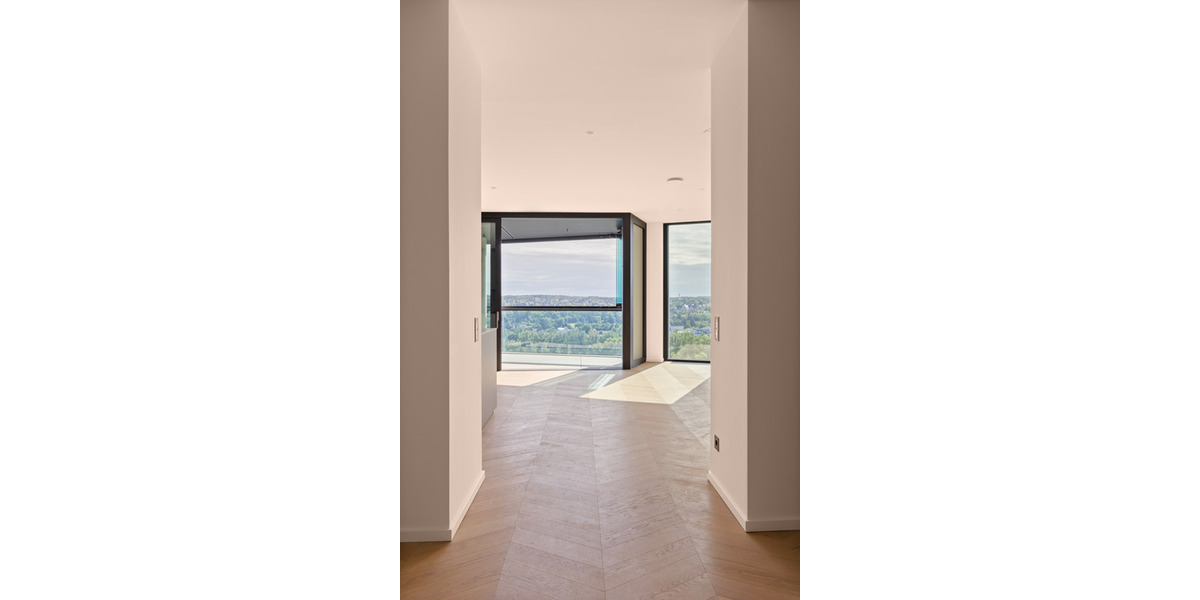 Etagenwohnung Frankfurt am Main Ostend - 3 Zimmer, 121 m&sup2;, 4.000&euro; | Angebot:25690816