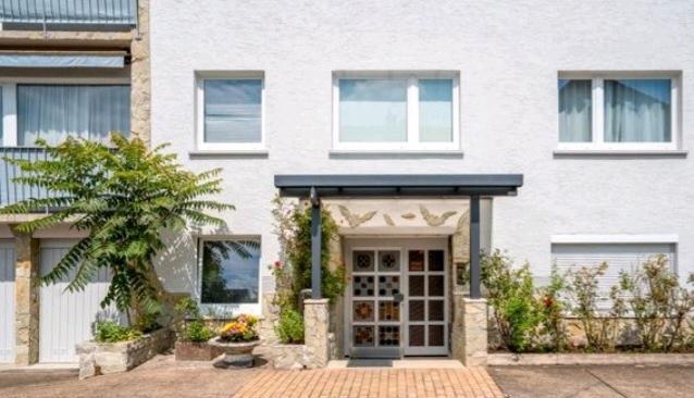 Mehrfamilienhaus, Wohnhaus Frankfurt am Main Rödelheim - 38 Zimmer, 789 m&sup2;, 3.450.000&euro; | Angebot:26876257