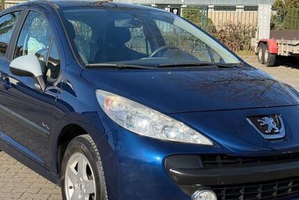 Peugeot 207 193.000 km 2.490 &euro; Rüsselsheim 65428