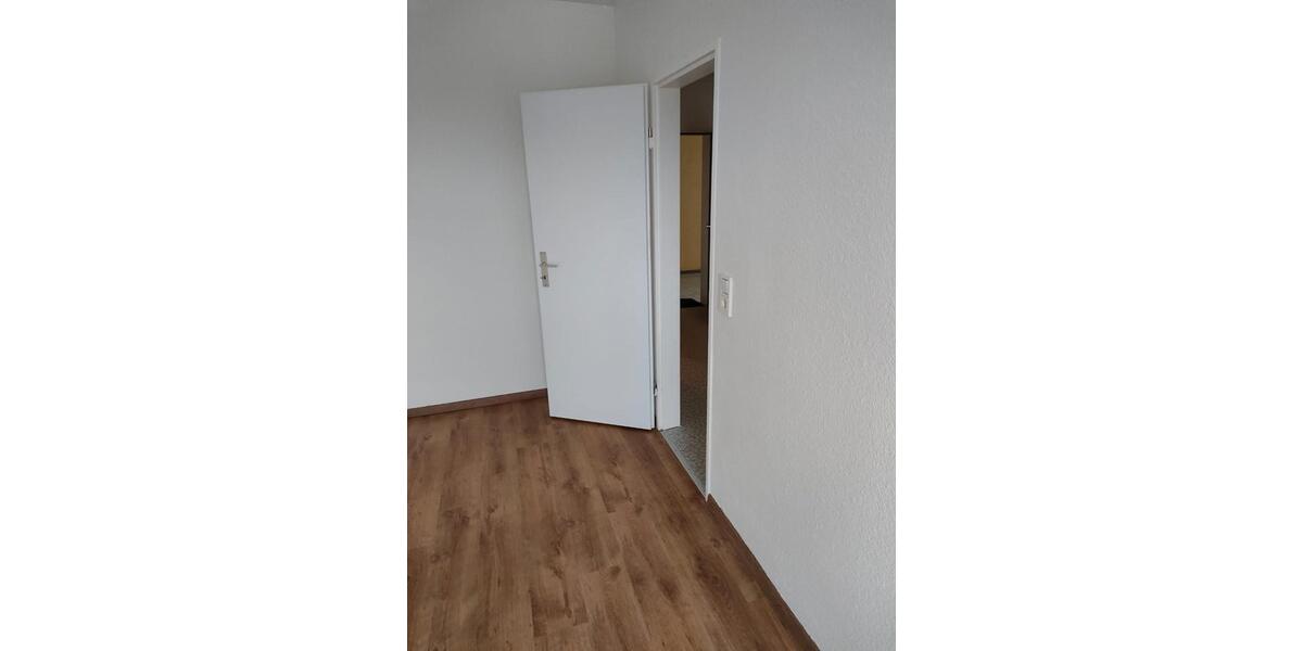 Etagenwohnung Hanau Lamboy - 2 Zimmer, 58 m&sup2;, 129.000&euro; | Angebot:27144248