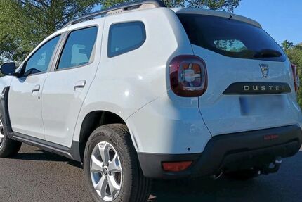 Dacia Duster 32.000 km 13.490 &euro; Offenbach 63065