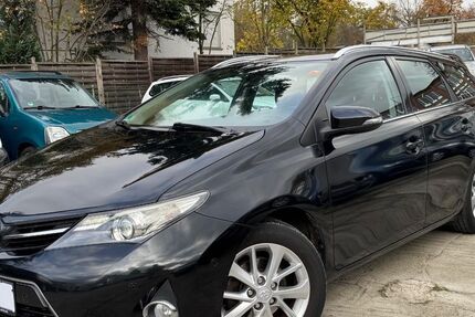 Toyota Auris 264.000 km 4.799 € Frankfurt am Main 60386
