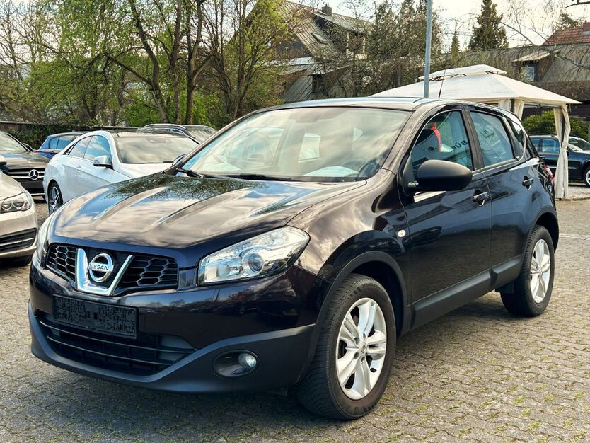 Nissan Qashqai 123.000 km 7.990 € Wiesbaden 65199