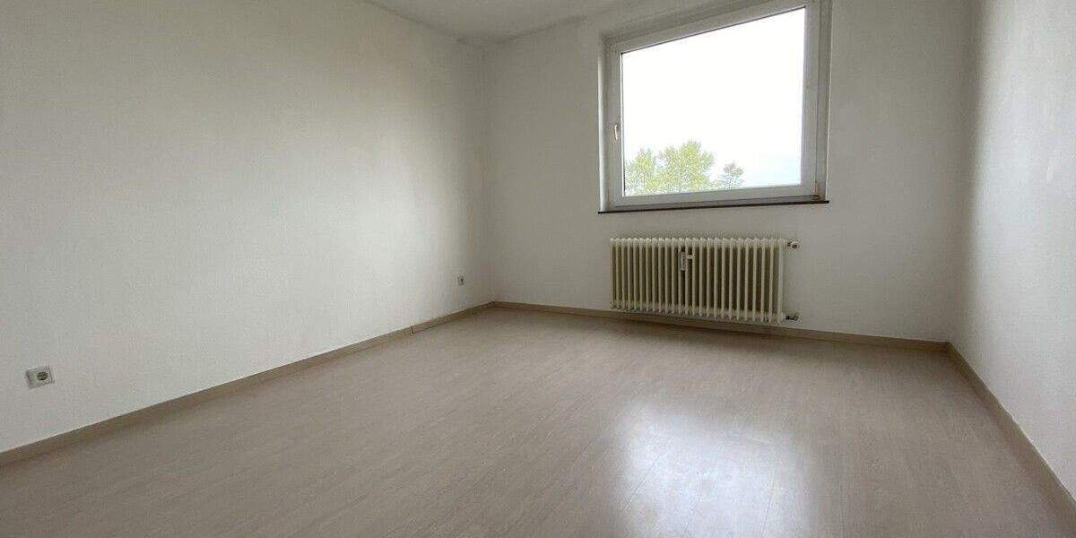 Heusenstamm: Gepflegte 3-Zimmerwohnung mit Garage 3 zimmer