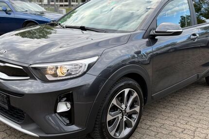 Kia Stonic 145.698 km 7.999 &euro; Hanau 63452