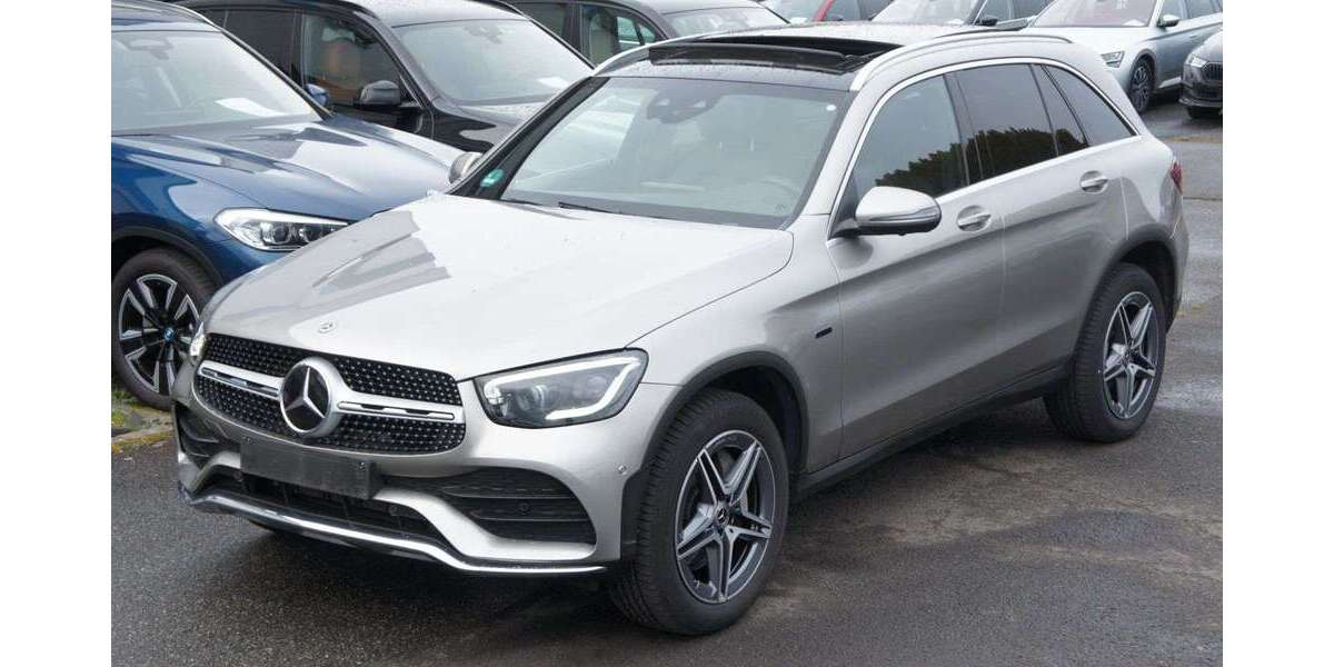 Mercedes-Benz GLC 300 49.986 km 39.965 &euro; Grosskrotzenburg 63538