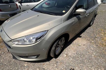 Ford Focus 242.000 km 4.990 &euro; Hanau 63452